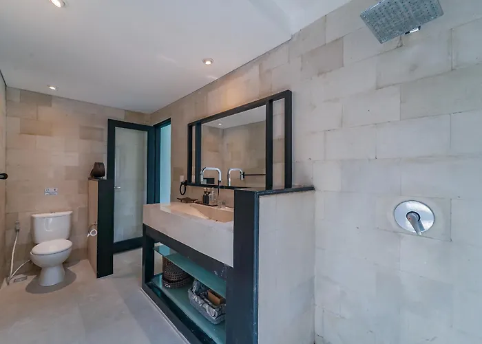 2br W- Private Pool & Patio Seminyak (Bali)