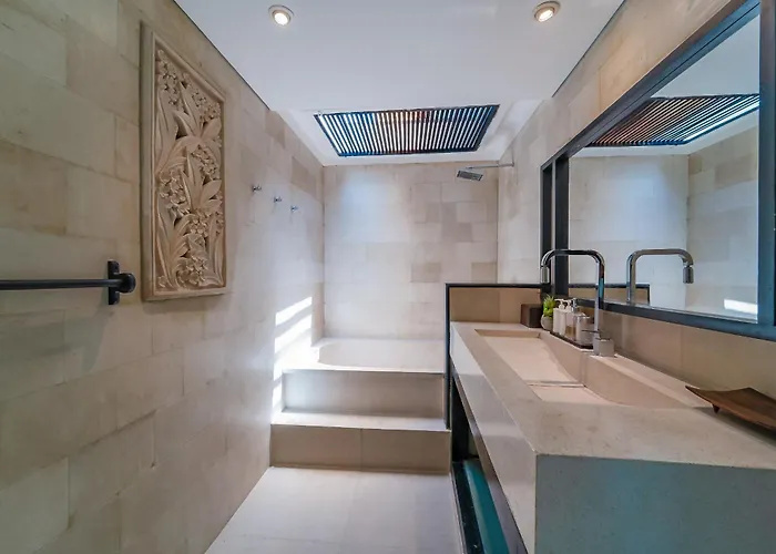 2br W- Private Pool & Patio Villa
