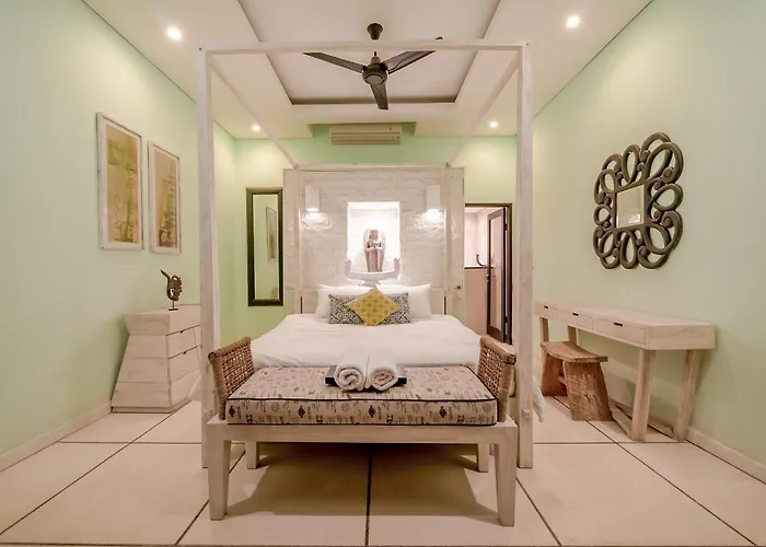 2br W- Private Pool & Patio Seminyak (Bali)