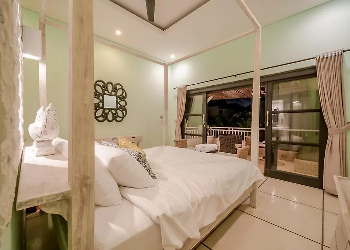 2br W- Private Pool & Patio Villa