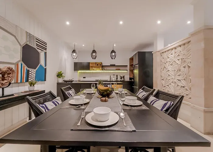 Villa 2br W- Private Pool & Patio