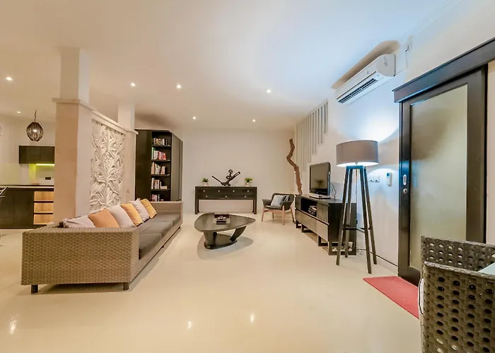 Villa 2br W- Private Pool & Patio