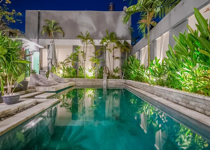 2br W- Private Pool & Patio *
