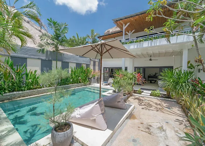 2br W- Private Pool & Patio *